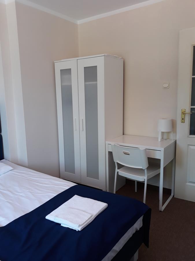 Homestay Hana Marine Rewal